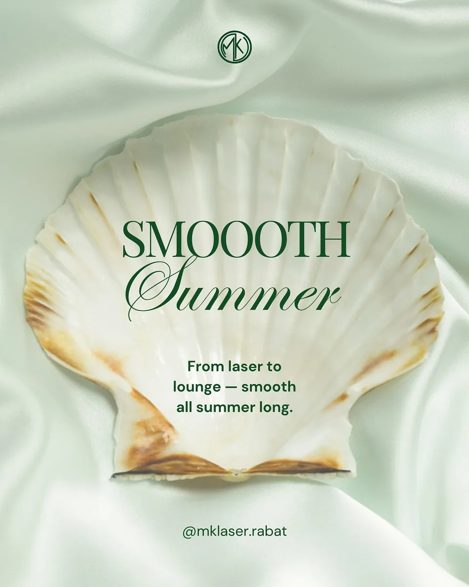 Publication Instagram de MK Laser, Smooth Summer, un coquillage sur un drap vert d'eau